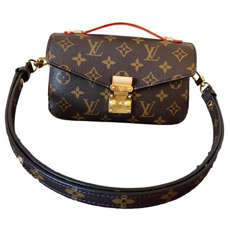 louis vuitton east west metis.